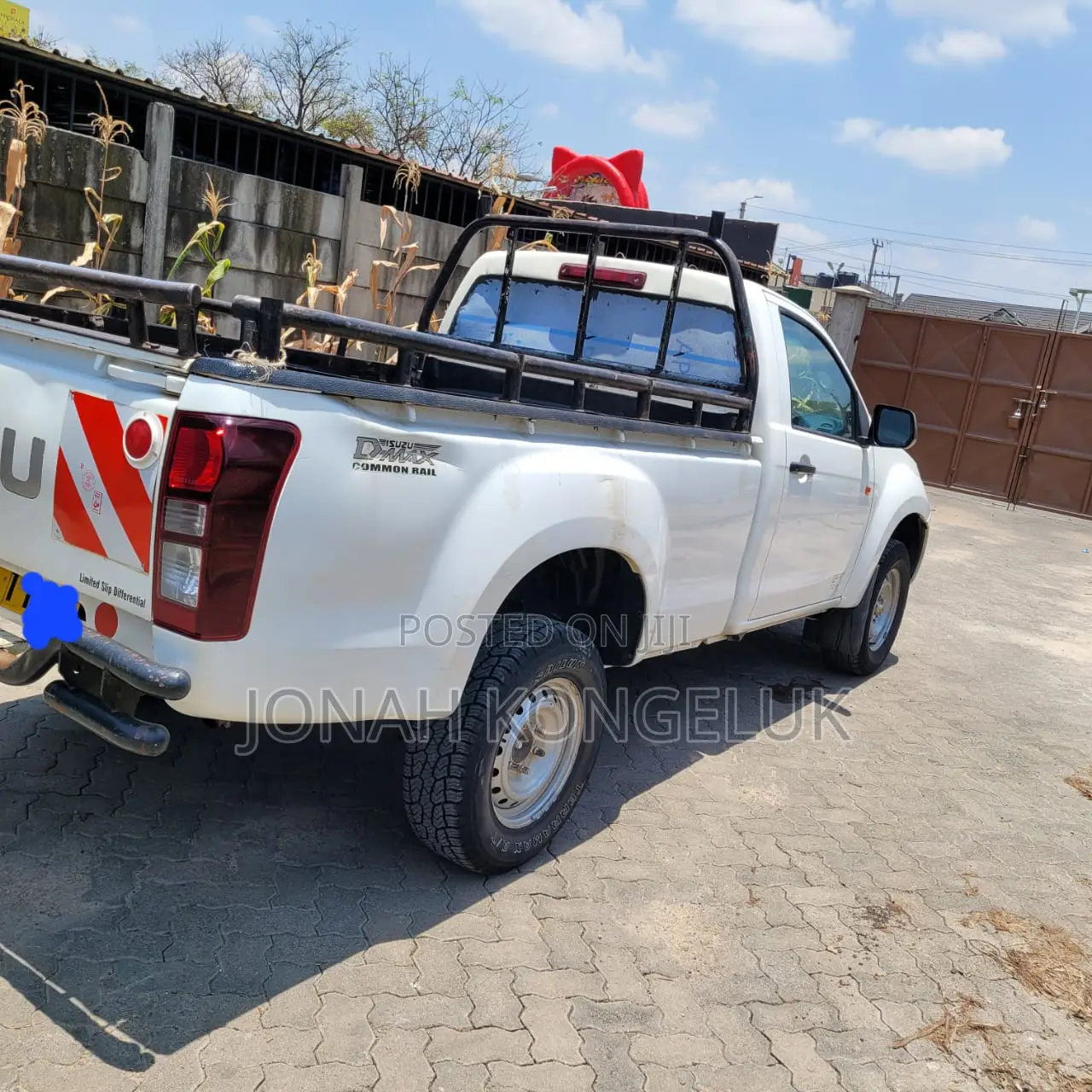 Isuzu D-MAX 2022 White