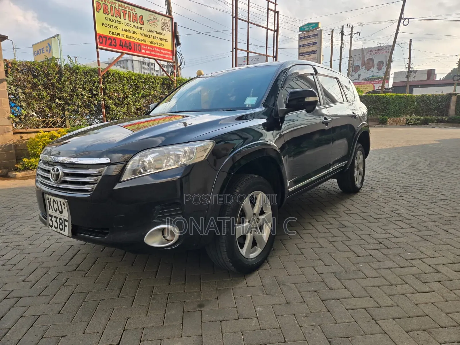 Toyota Vanguard 2012 Black