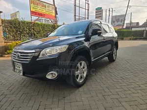 Toyota Vanguard 2012 Black