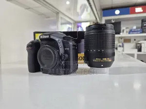 Nikon D7500 With 17-140mm Open Box.