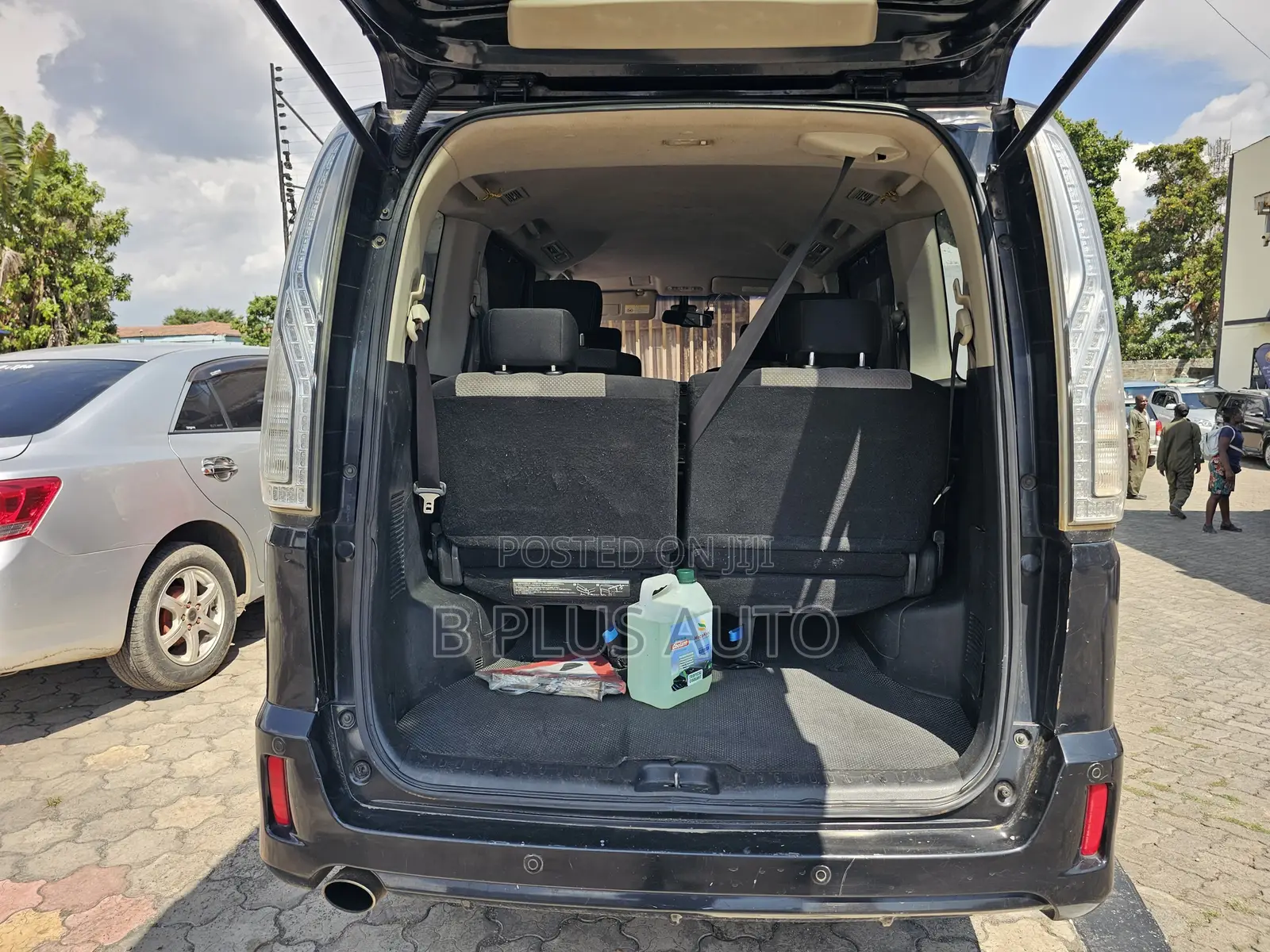 Nissan Serena 2014 Black