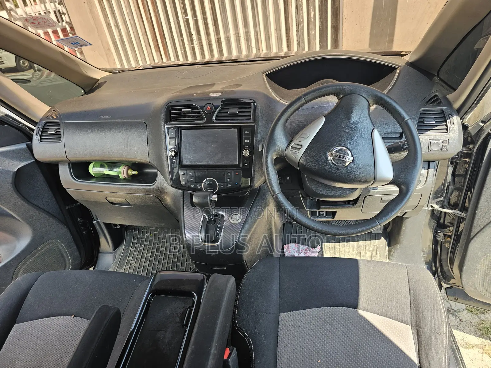 Nissan Serena 2014 Black