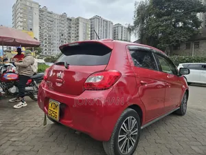 Mitsubishi Mirage 2016 Red