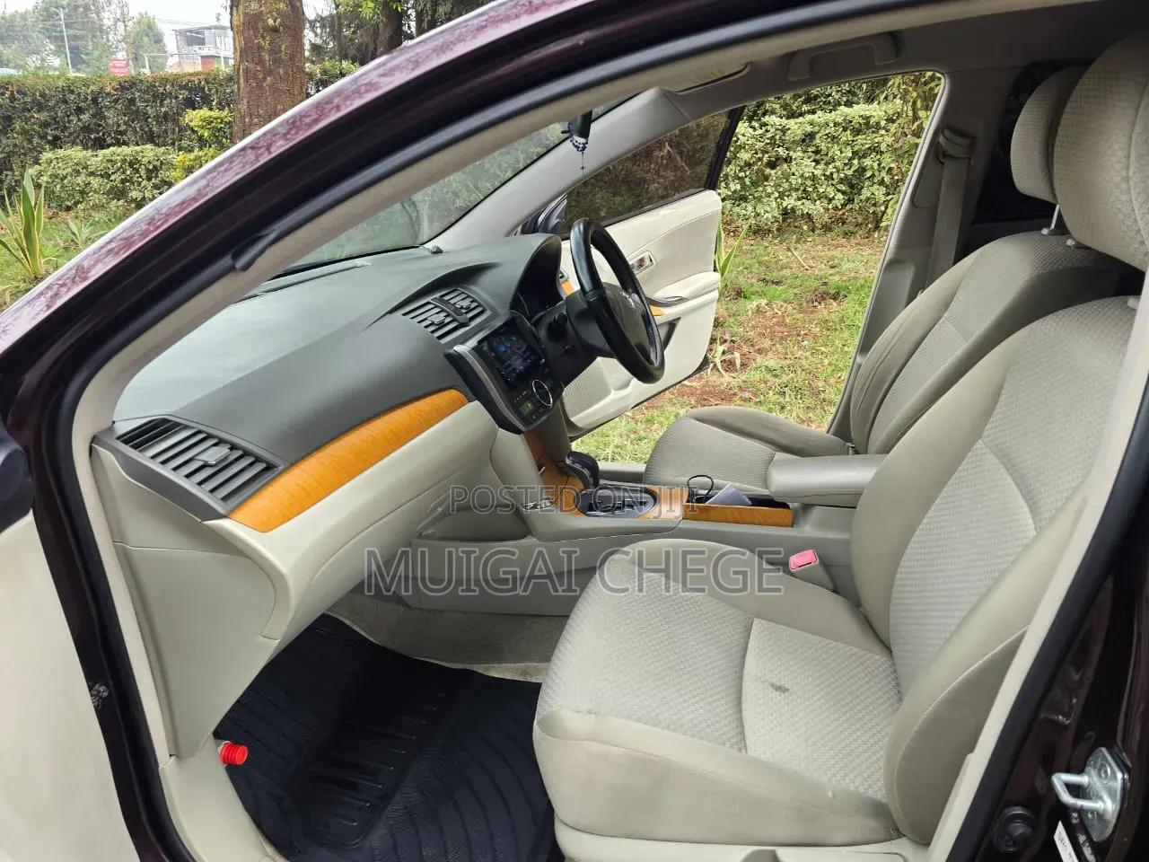 Toyota Premio 2010 Maroon