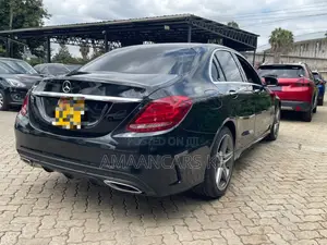 Mercedes-Benz C200 2015 Black