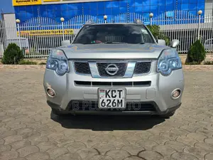 Nissan X-Trail 2012 Silver