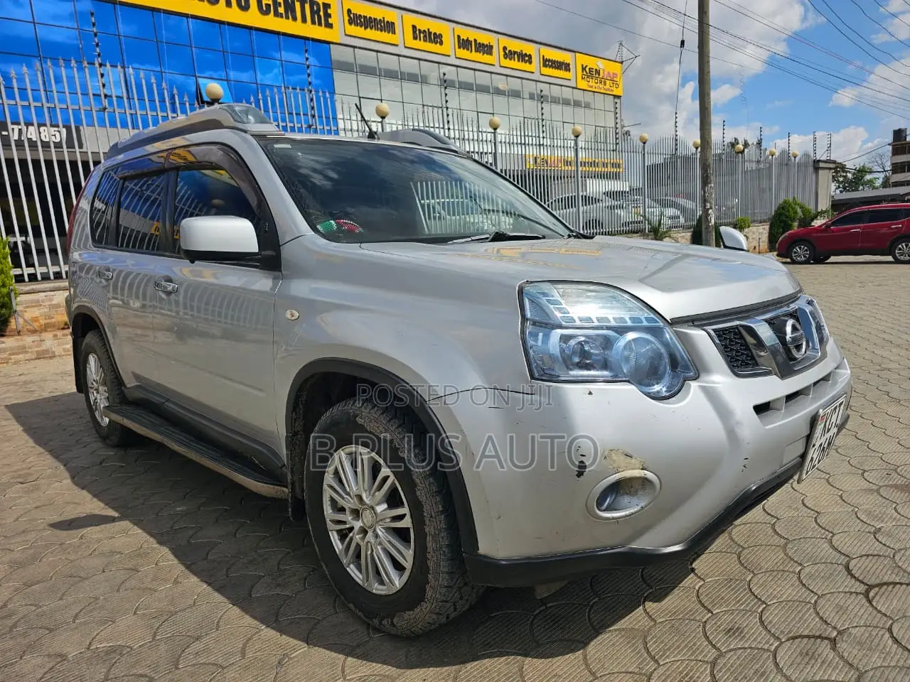 Nissan X-Trail 2012 Silver