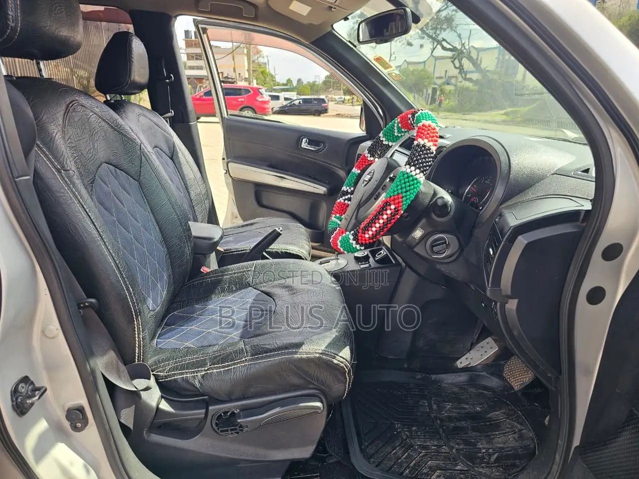 Nissan X-Trail 2012 Silver