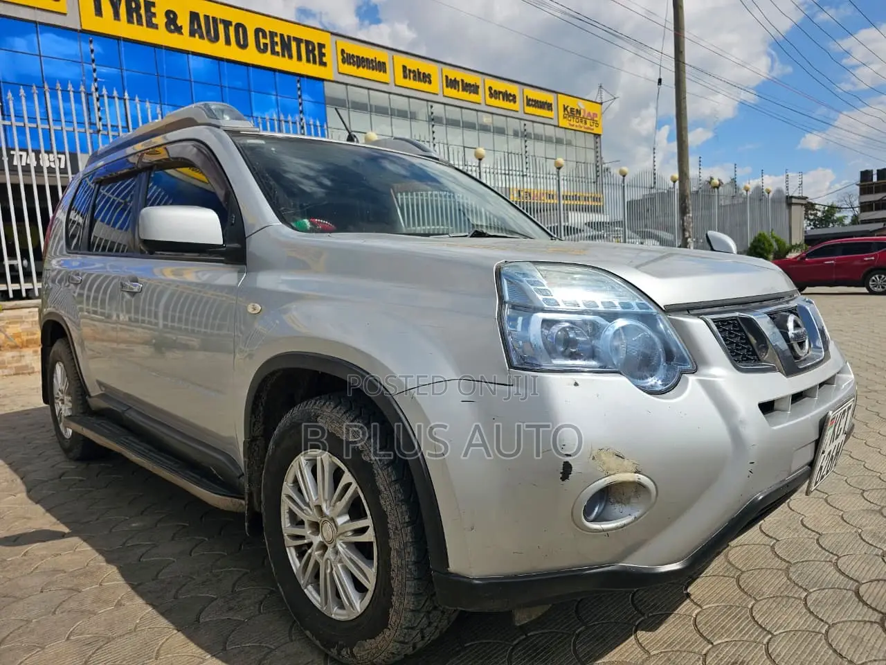 Nissan X-Trail 2012 Silver