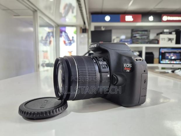 Canon Rebel T5 - main view
