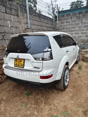 Mitsubishi Outlander 2009 White