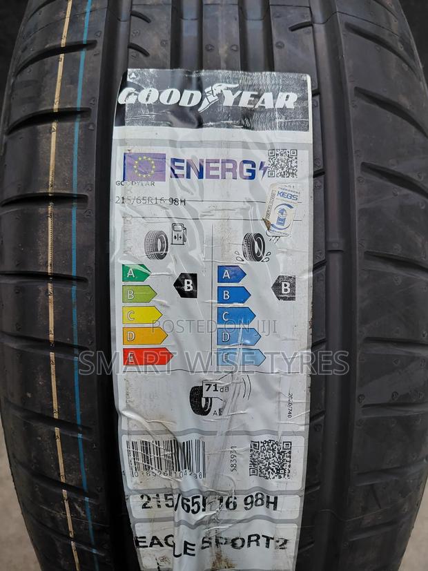 215/65r16 Good Year