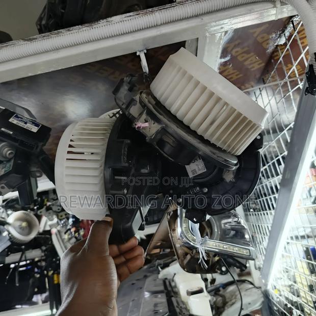 Prado 160 Blowers - thumbnail 3