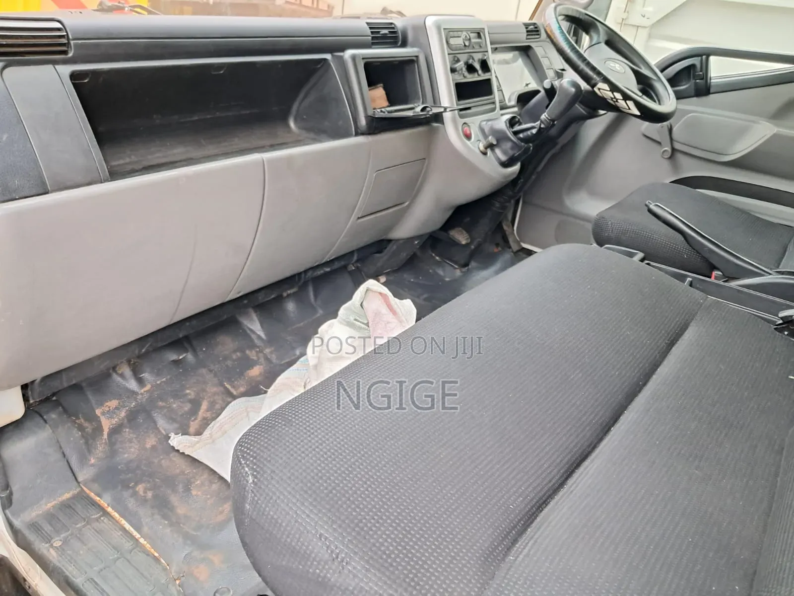 Mitsubishi Fuso Canter Fe85