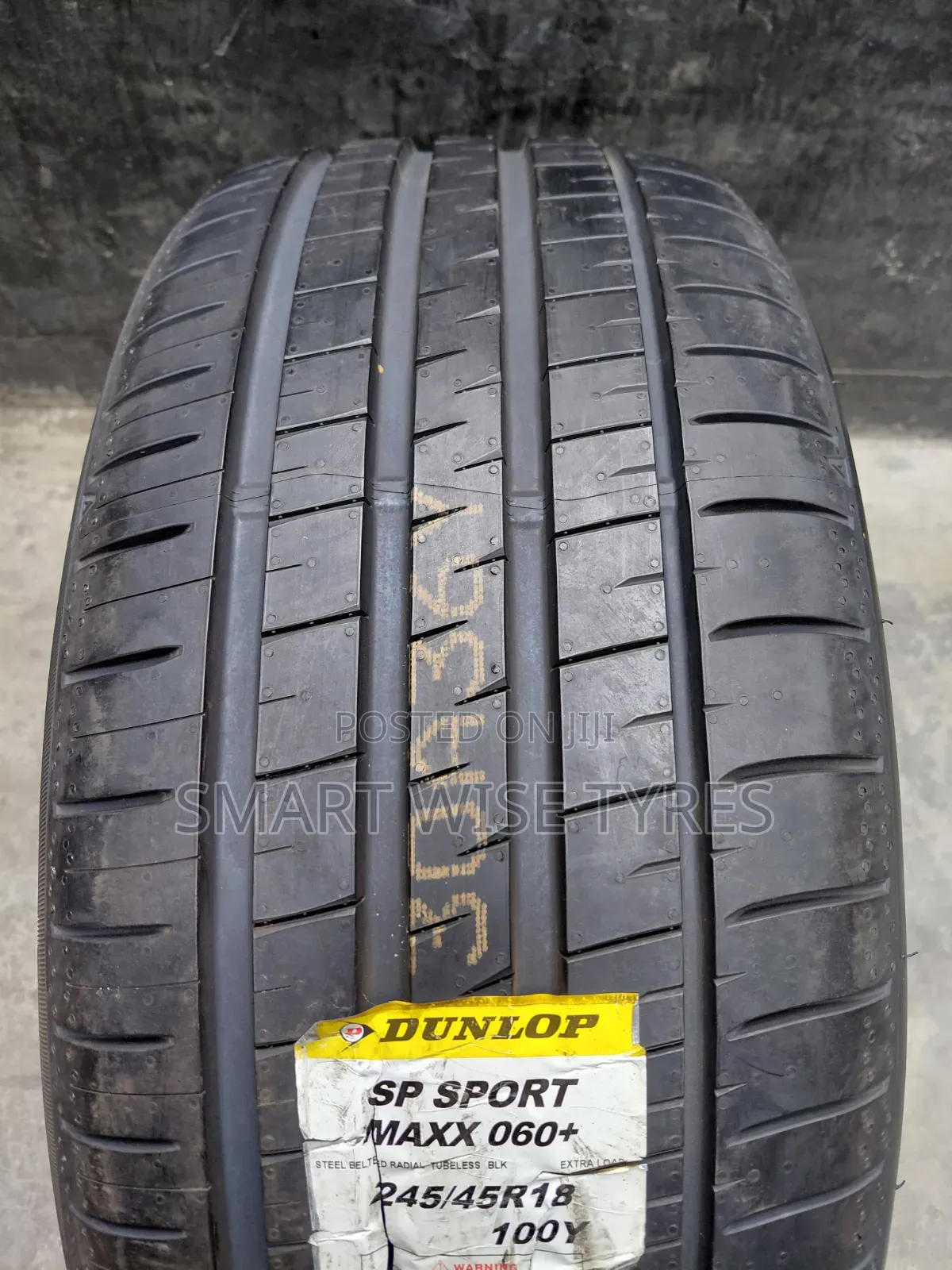 245/45r18 Dunlop