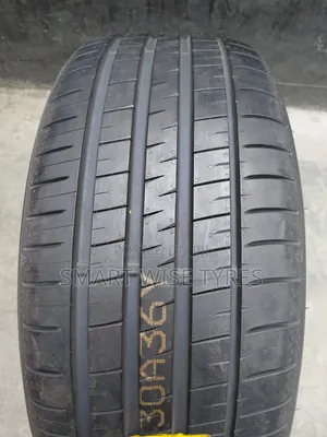 245/45r18 Dunlop