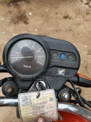 Honda CB 2023 Red