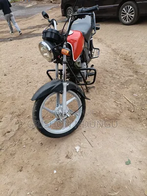 Honda CB 2023 Red