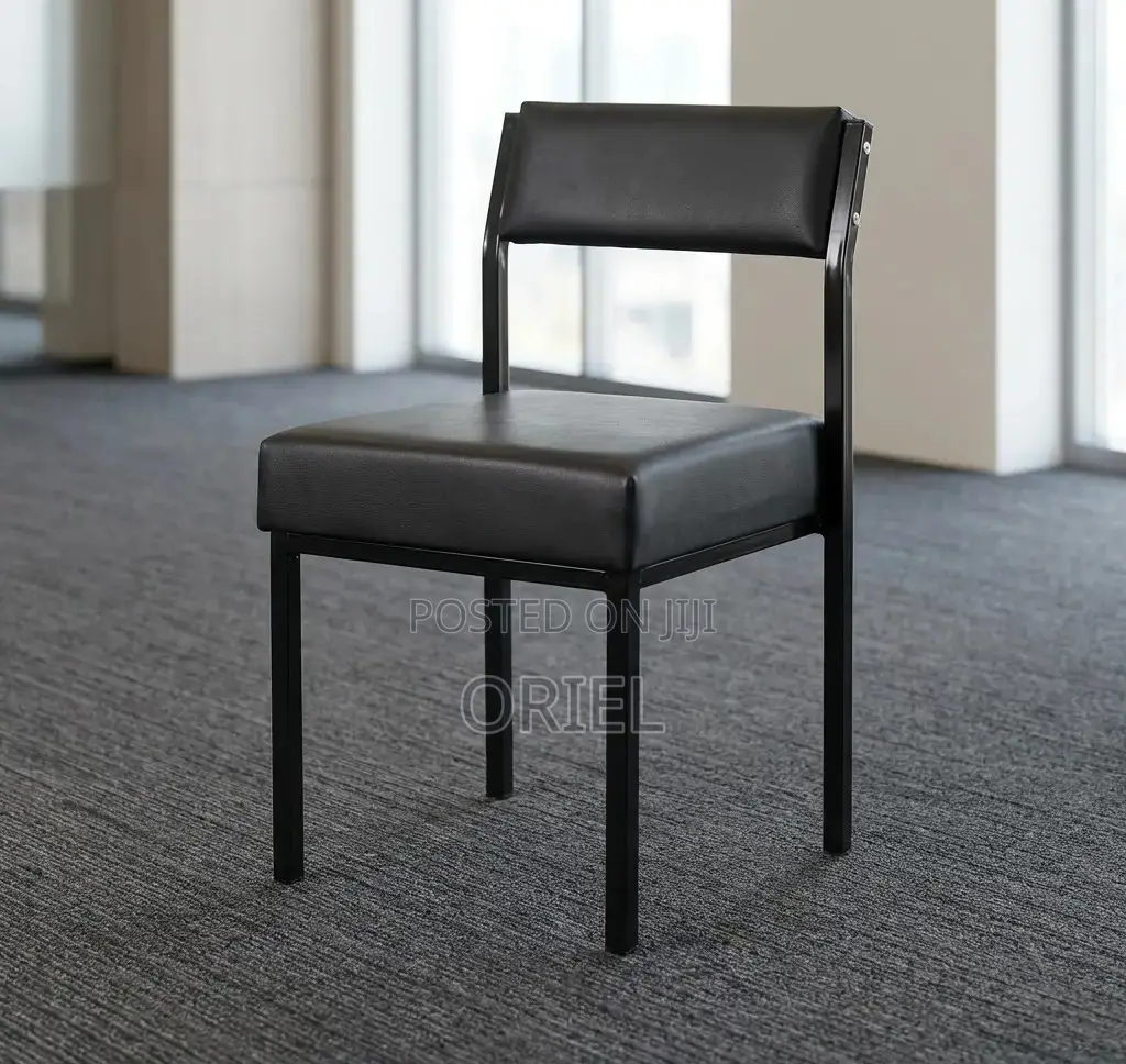 Office Chair : Cushioned Office Visitor Chair
