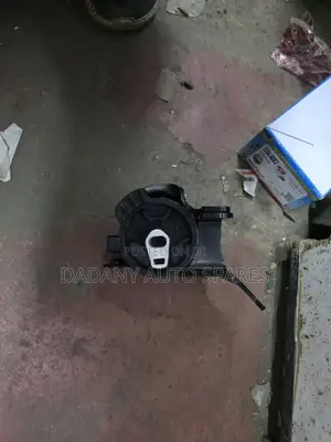 Mazda Axella RHS Engine Mount
