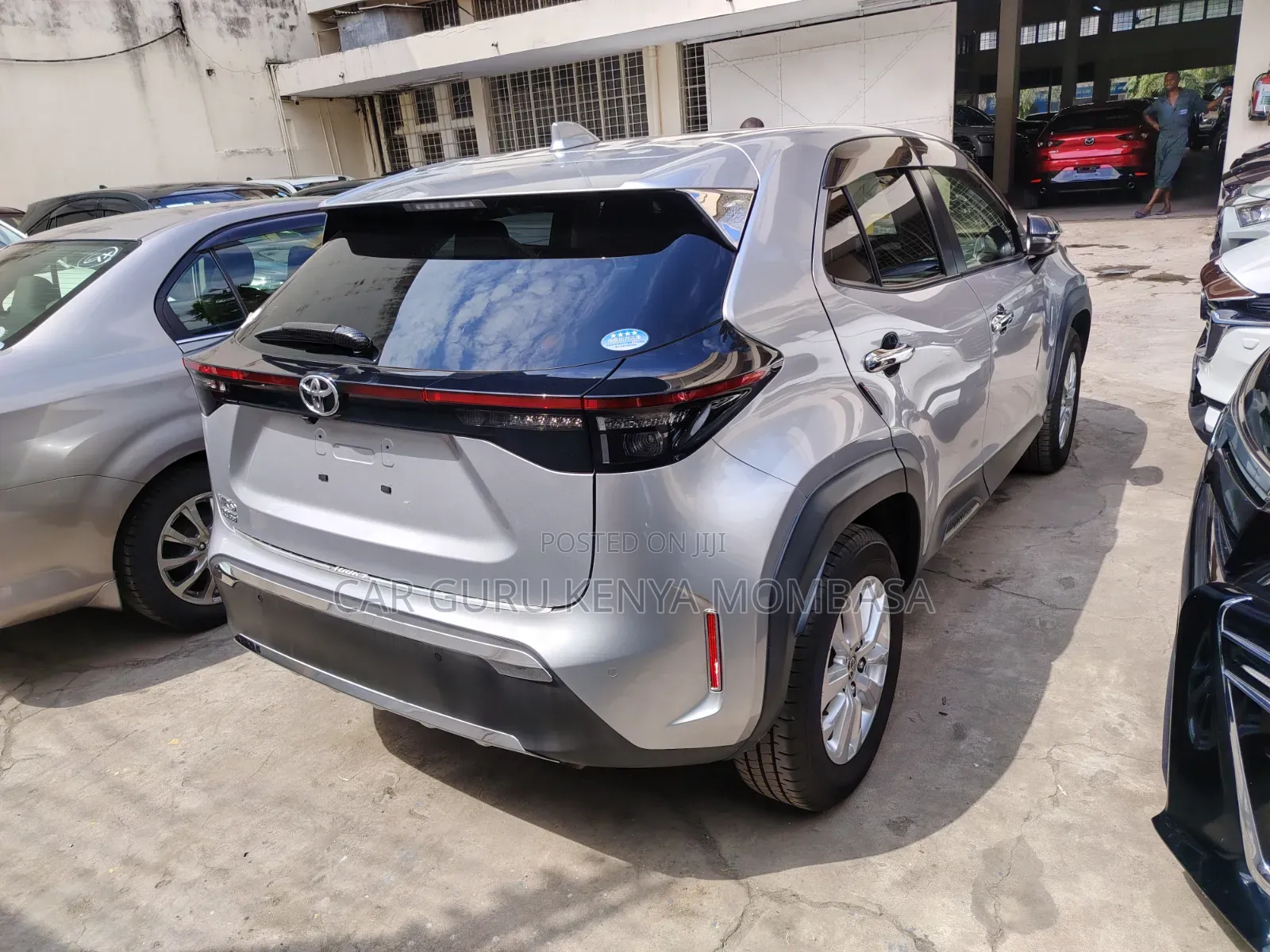 Toyota Yaris 2020 Silver