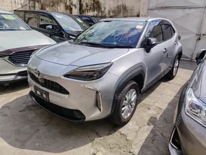 Toyota Yaris 2020 Silver