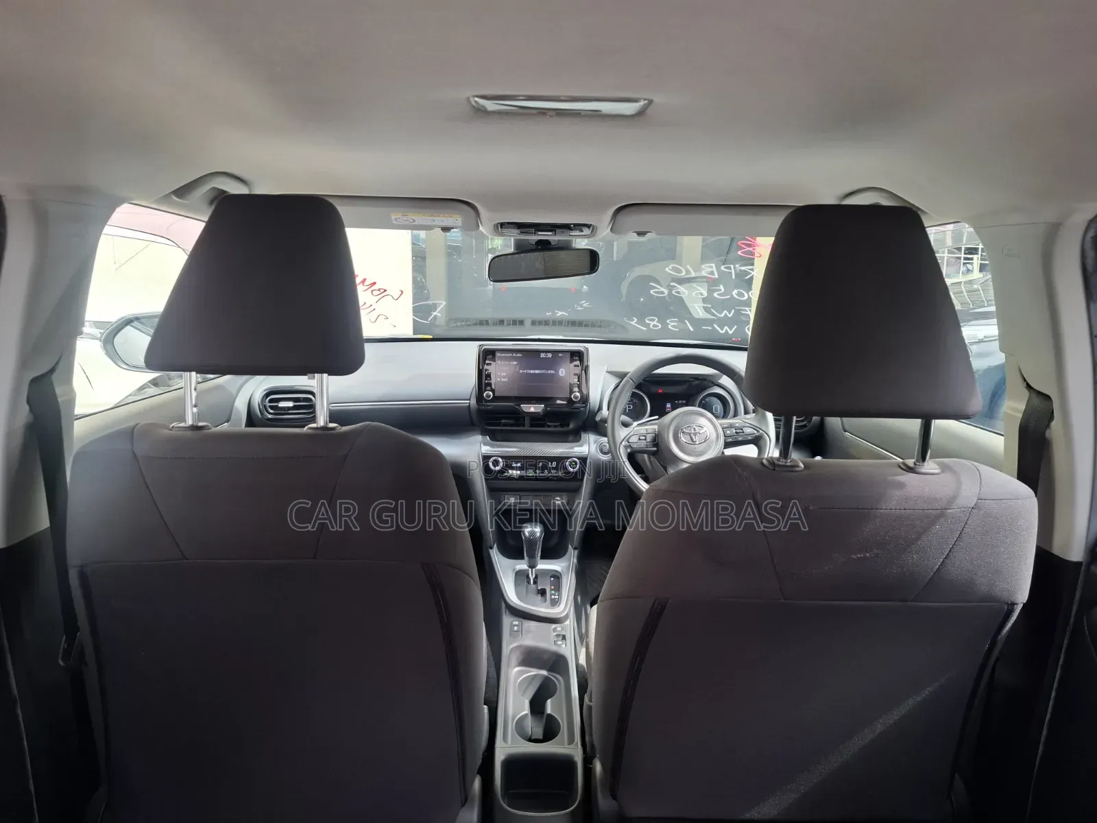 Toyota Yaris 2020 Silver