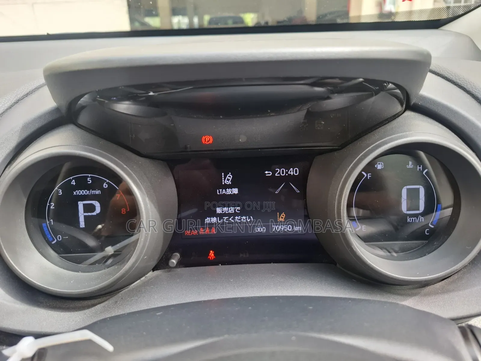 Toyota Yaris 2020 Silver