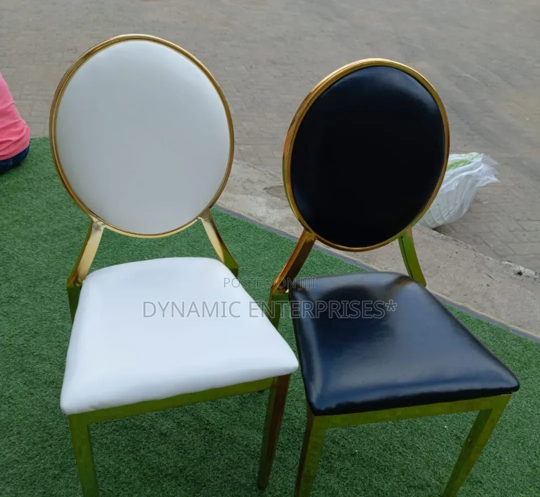 Round-Back Event Chair