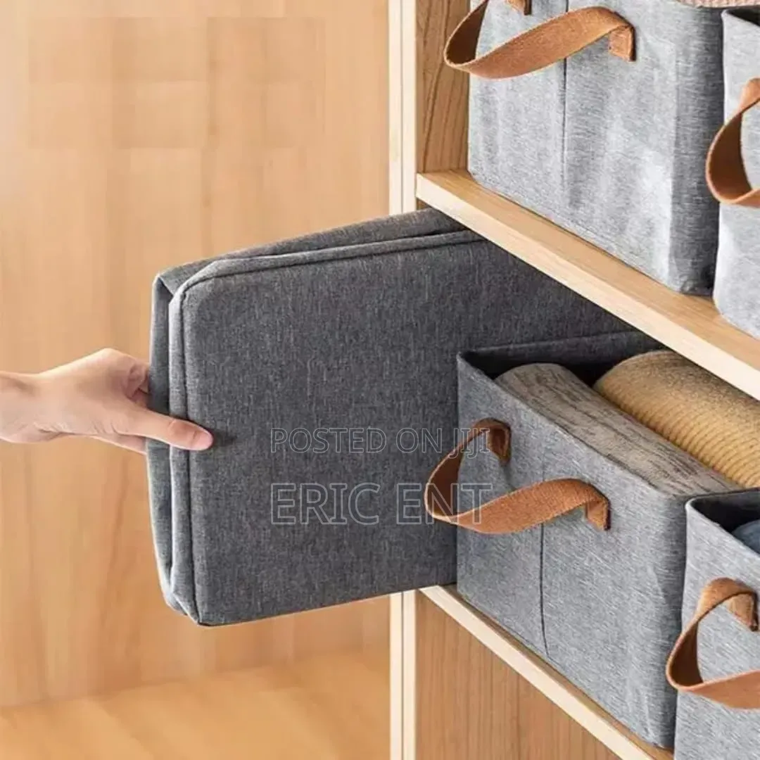 7 Grid Wardrobe Organizer/Foldable Storage Box
