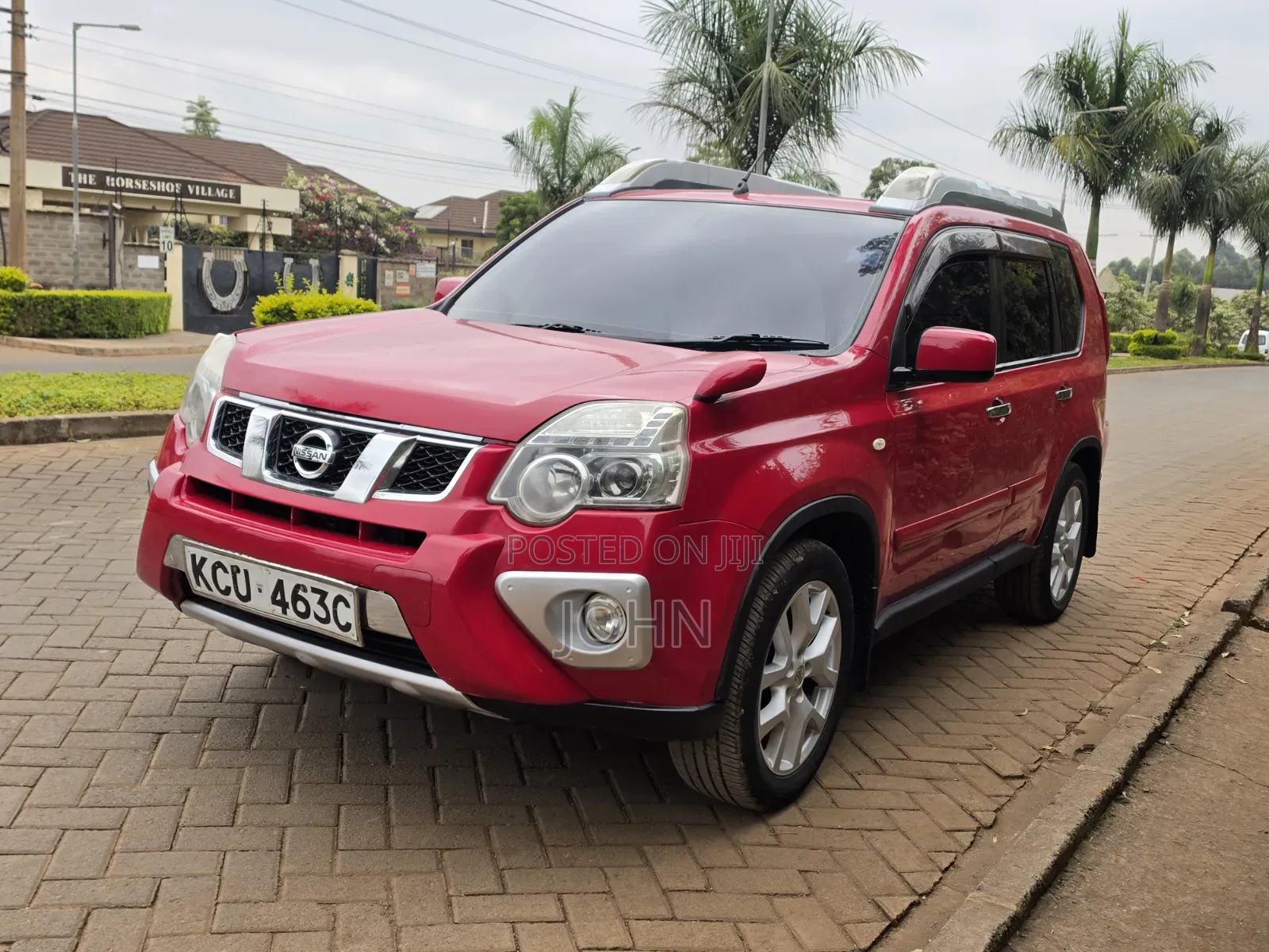 Nissan X-Trail 2.0 Petrol XE 2012 Red