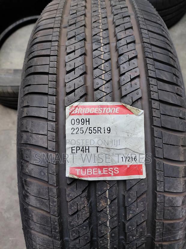 225/55r19 Bridgestone