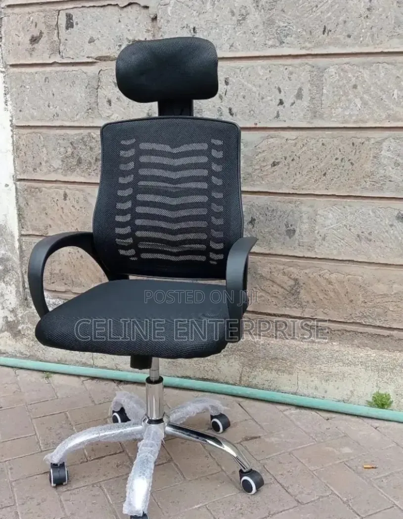 Executive Office Chair With Soft Cushion
