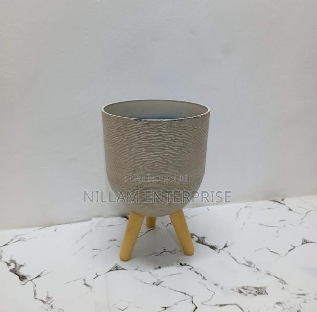 Flower Pot/ Planter - thumbnail 3