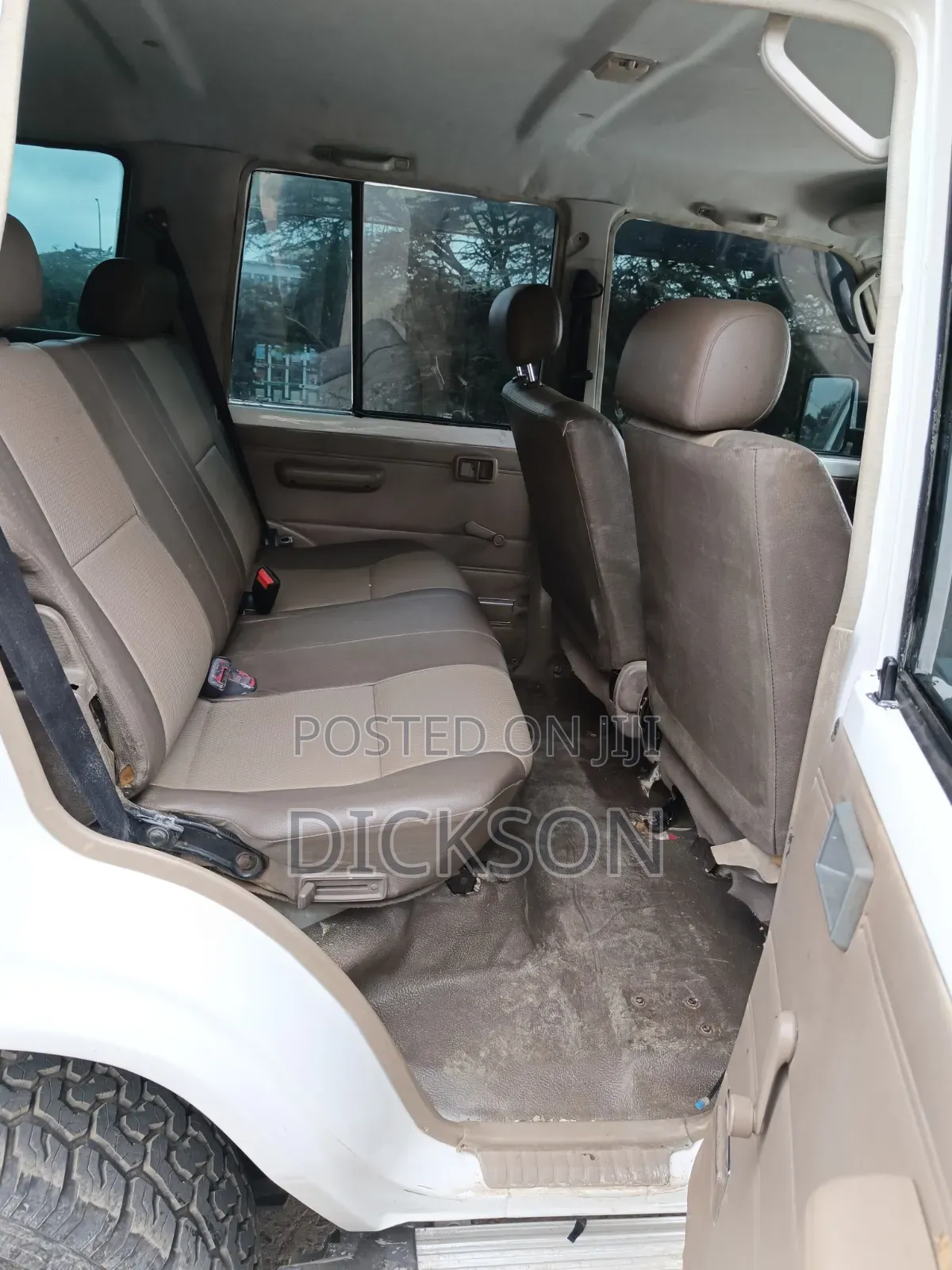 Toyota Land Cruiser 2013 White