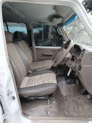 Toyota Land Cruiser 2013 White