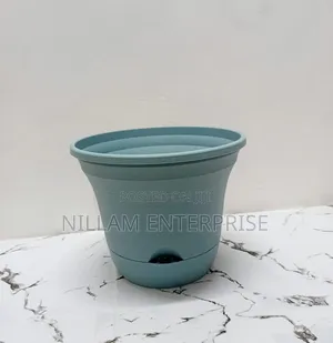 Plastic Flower Pot/ Planter
