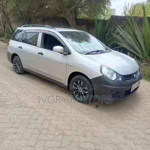 Nissan Advan 2015 Silver