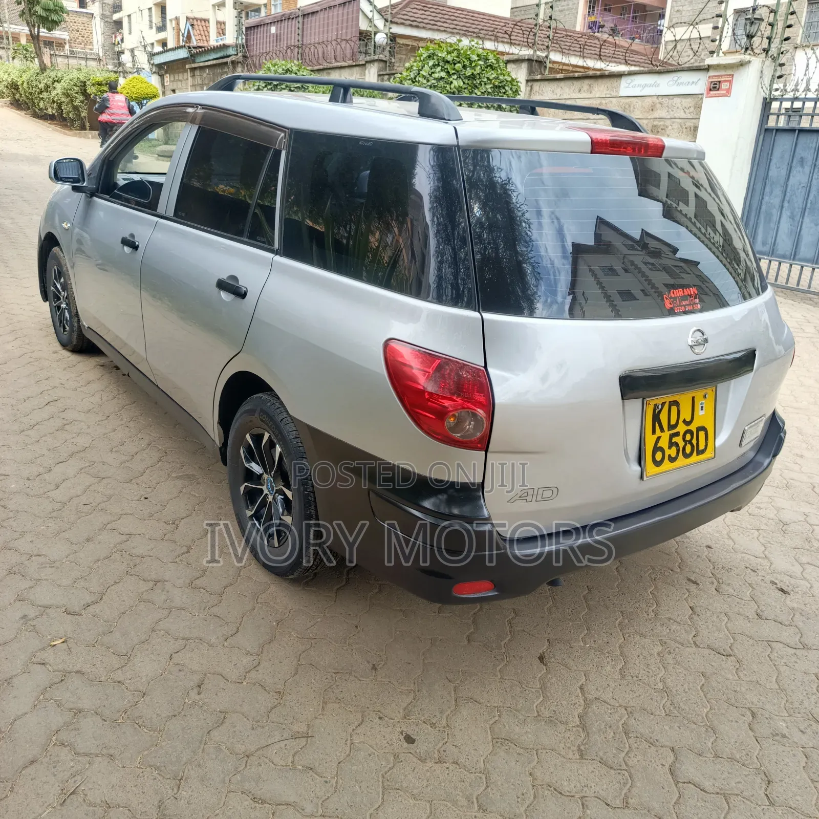 Nissan Advan 2015 Silver
