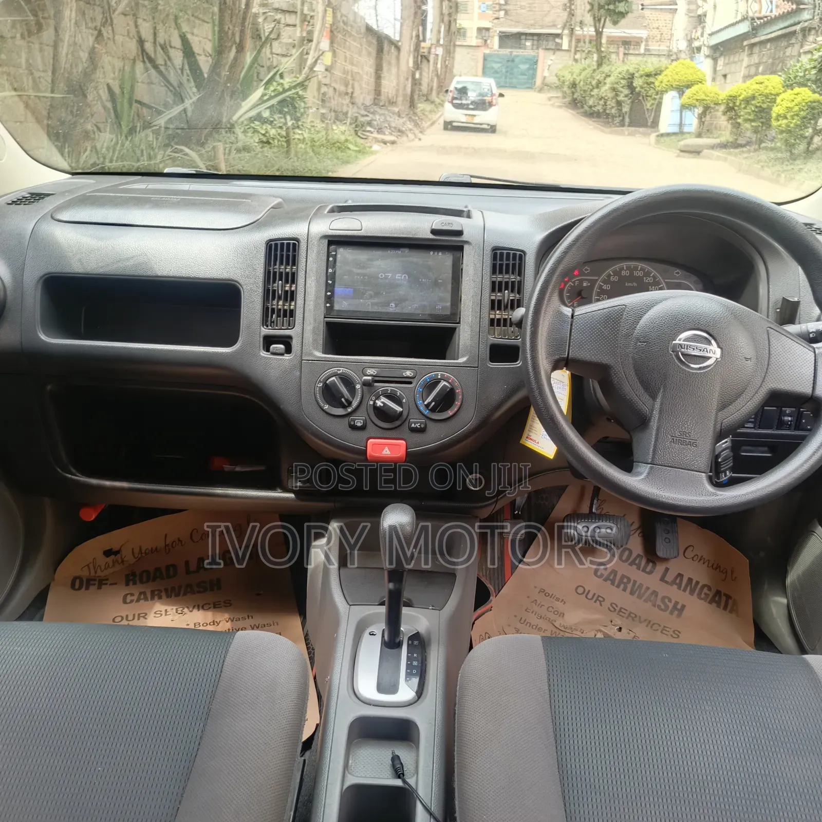 Nissan Advan 2015 Silver
