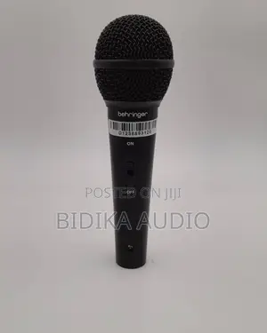 Behringer XM8500S Handheld Stage Vocal Microphone With on/Off Switch