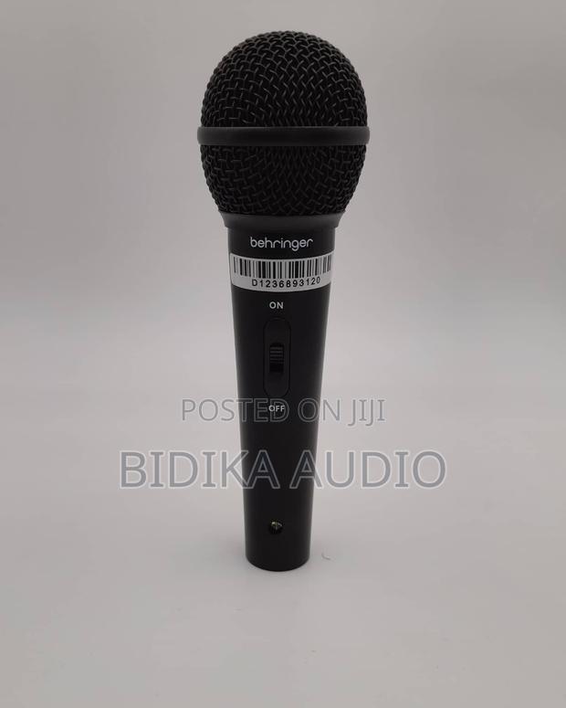 Behringer XM8500S Handheld Stage Vocal Microphone With on/Off Switch