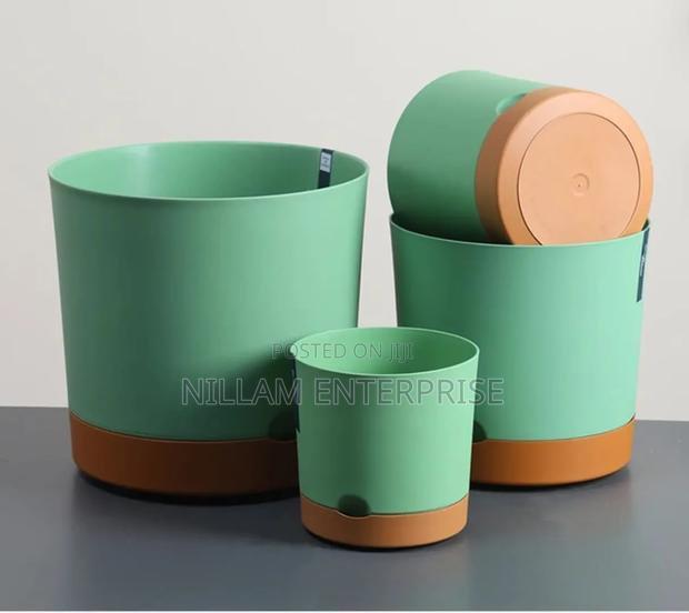 Plastic Planters - thumbnail 3