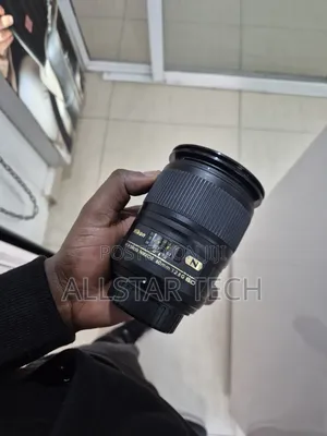 Nikon 60mm F2.8G