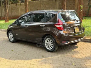 Nissan Note 2017 Burgundy