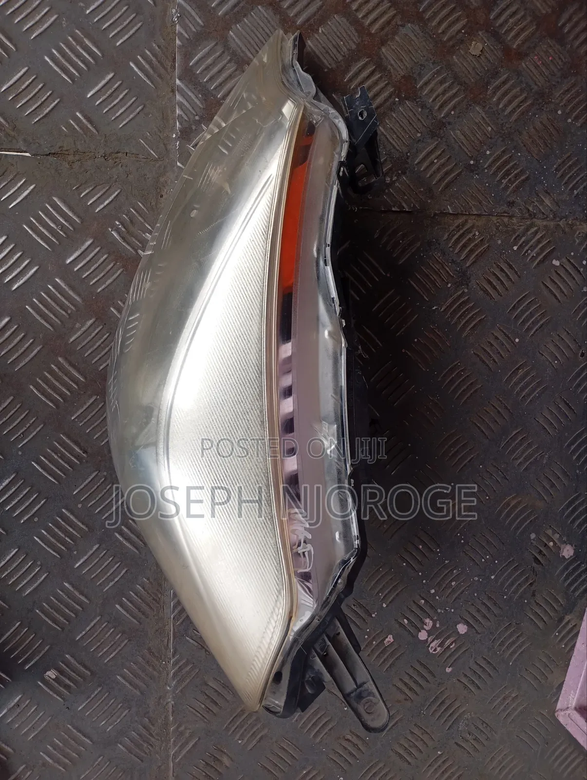 Vitz 2013 Headlight Non Zenon