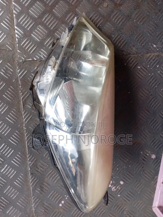 Vitz 2013 Headlight Non Zenon - thumbnail 3
