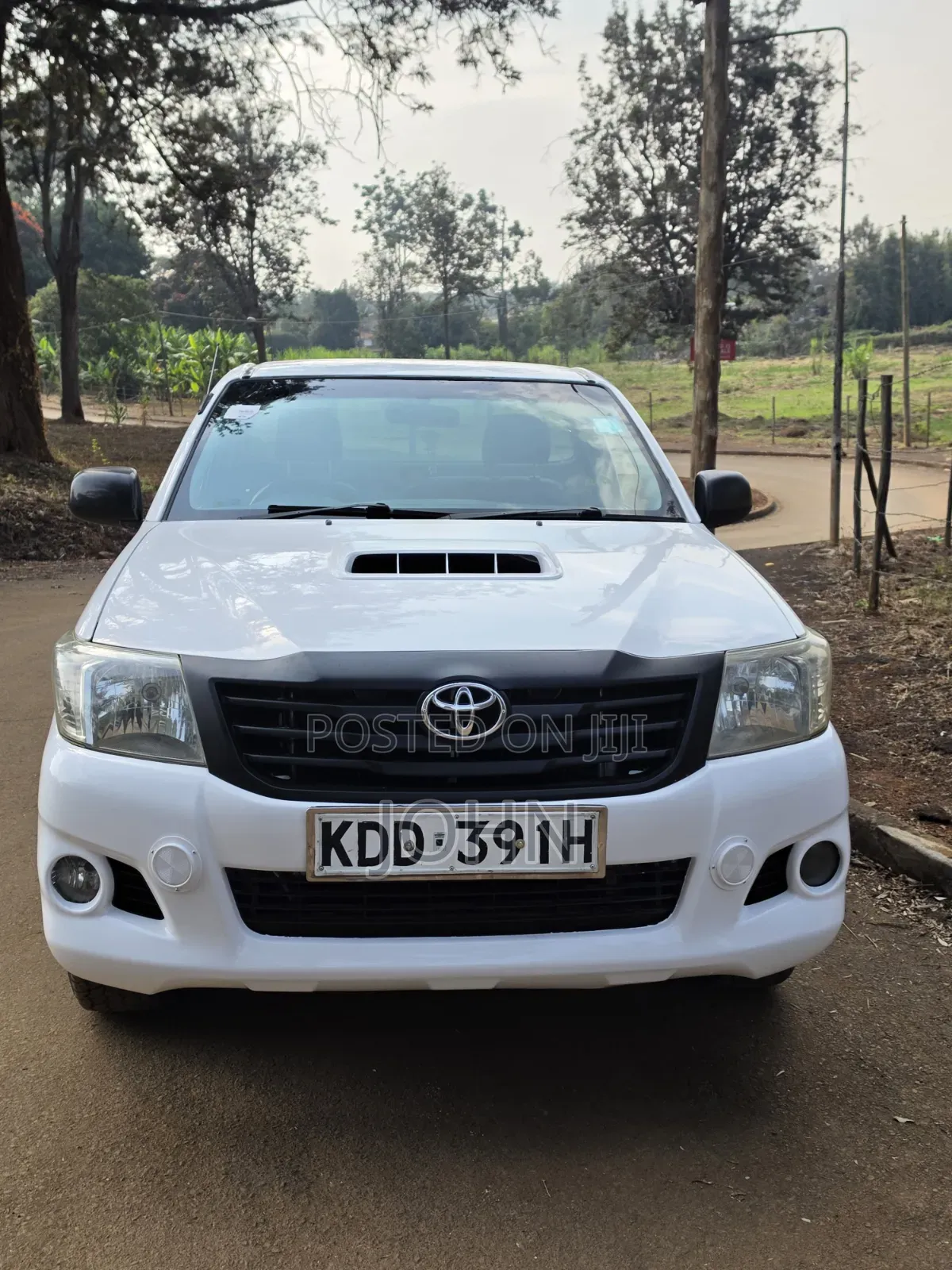 Toyota Hilux 3.0 D-4D 4x4 2014 White