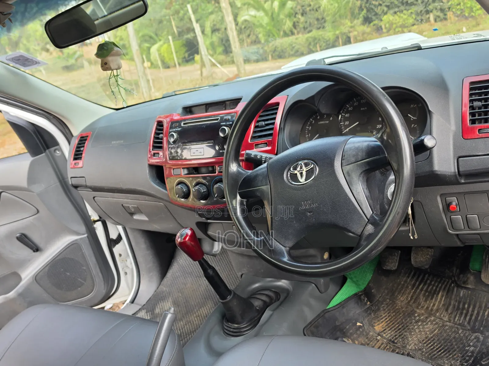 Toyota Hilux 3.0 D-4D 4x4 2014 White