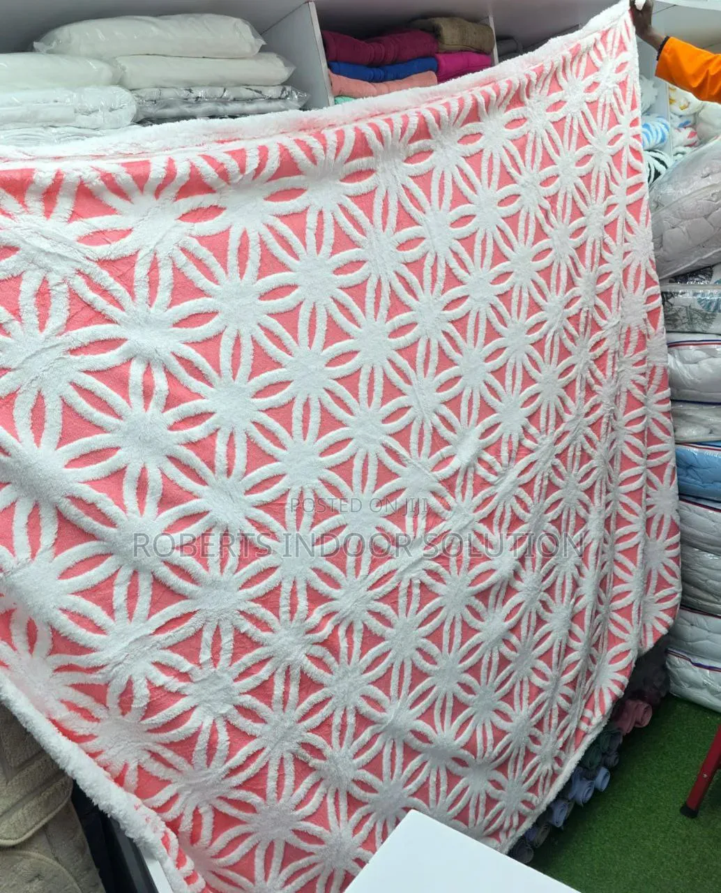 Sherpa Fleece Throw Blanket